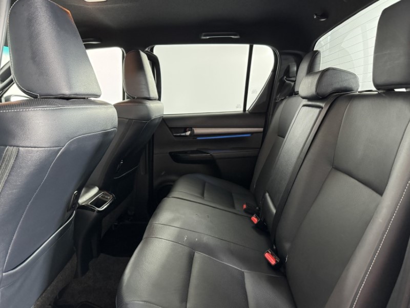 2025 (75) TOYOTA COMMERCIAL HILUX Invincible X D/Cab Pick Up 2.8 D 48V Auto 5865530