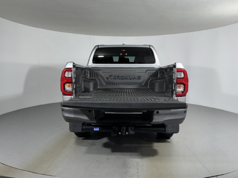 2025 (75) TOYOTA COMMERCIAL HILUX Invincible X D/Cab Pick Up 2.8 D 48V Auto 5865528