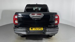 2025 (75) TOYOTA COMMERCIAL HILUX Invincible X D/Cab Pick Up 2.8 D 48V Auto 5966352
