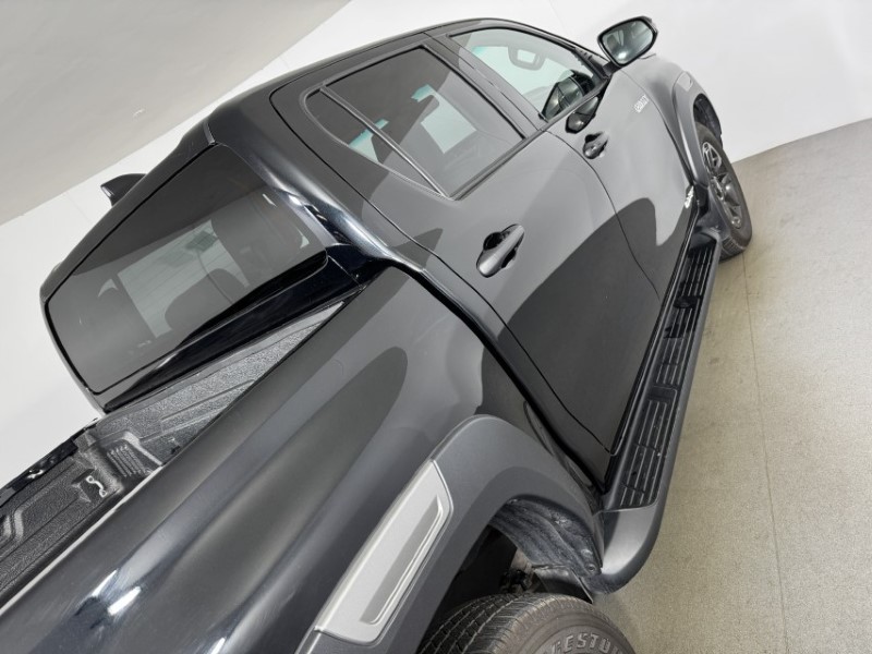 2025 (75) TOYOTA COMMERCIAL HILUX Invincible X D/Cab Pick Up 2.8 D 48V Auto 5966347