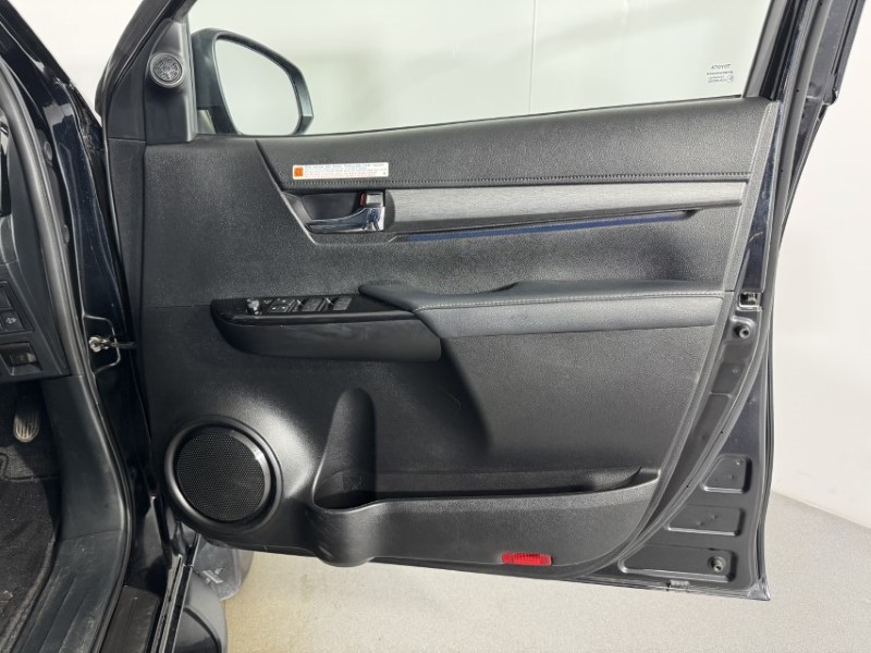 2025 (75) TOYOTA COMMERCIAL HILUX Invincible X D/Cab Pick Up 2.8 D 48V Auto 5966340