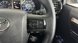 2025 (75) TOYOTA COMMERCIAL HILUX Invincible X D/Cab Pick Up 2.8 D 48V Auto 5966318