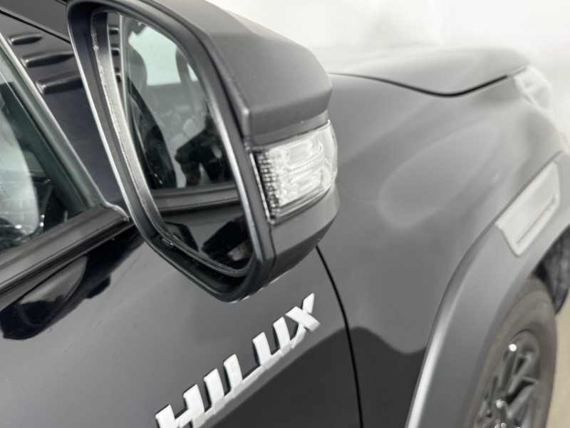 2025 (75) TOYOTA COMMERCIAL HILUX Invincible X D/Cab Pick Up 2.8 D 48V Auto 5966341