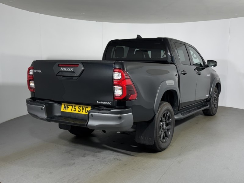 2025 (75) TOYOTA COMMERCIAL HILUX Invincible X D/Cab Pick Up 2.8 D 48V Auto 5966373