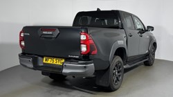 2025 (75) TOYOTA COMMERCIAL HILUX Invincible X D/Cab Pick Up 2.8 D 48V Auto 5966373