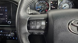 2025 (75) TOYOTA COMMERCIAL HILUX Invincible X D/Cab Pick Up 2.8 D 48V Auto 5966317