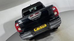 2025 (75) TOYOTA COMMERCIAL HILUX Invincible X D/Cab Pick Up 2.8 D 48V Auto 5966353