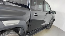 2025 (75) TOYOTA COMMERCIAL HILUX Invincible X D/Cab Pick Up 2.8 D 48V Auto 5966348