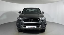 2025 (75) TOYOTA COMMERCIAL HILUX Invincible X D/Cab Pick Up 2.8 D 48V Auto 5966369