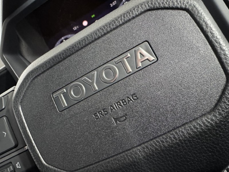 2026 (76) TOYOTA COMMERCIAL HILUX Invincible D/Cab Pick Up 2.8 D 48V Auto 5931499