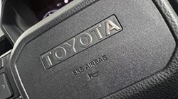 2026 (76) TOYOTA COMMERCIAL HILUX Invincible D/Cab Pick Up 2.8 D 48V Auto 5931499