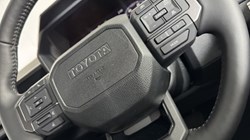 2026 (76) TOYOTA COMMERCIAL HILUX Invincible D/Cab Pick Up 2.8 D 48V Auto 5931476