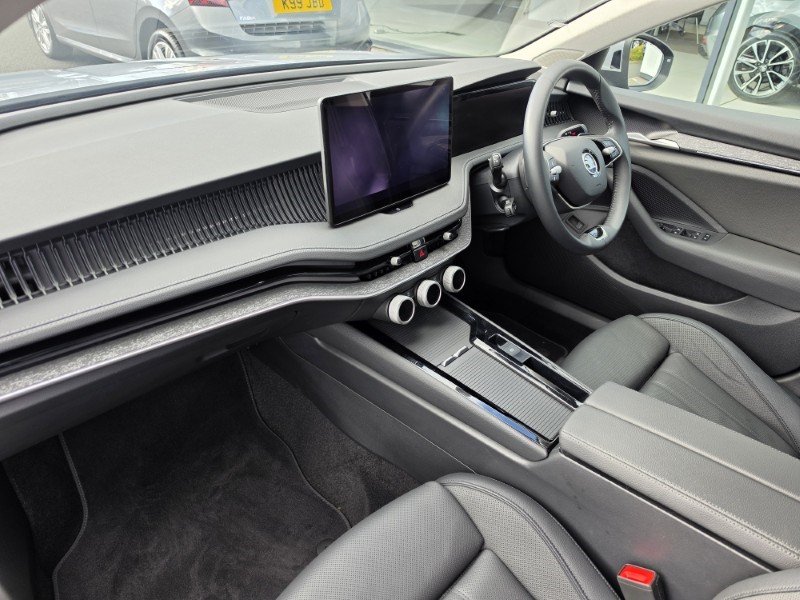 2025 (25) SKODA SUPERB 1.5 TSI e-TEC SE L 5dr DSG 5856132