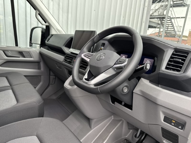 2026 (26) VOLKSWAGEN COMMERCIAL CRAFTER 2.0 TDI 140PS Commerce Plus High Roof Van Auto 5960012