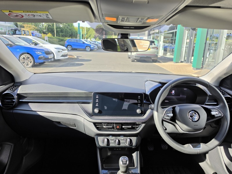 2024 (24) SKODA FABIA 1.0 MPI 80 SE Comfort 5dr 5858493