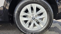 2024 (24) SKODA FABIA 1.0 MPI 80 SE Comfort 5dr 5858475