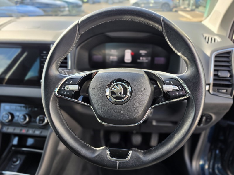2023 (23) SKODA KAROQ 1.0 TSI SE Drive 5dr 5883694
