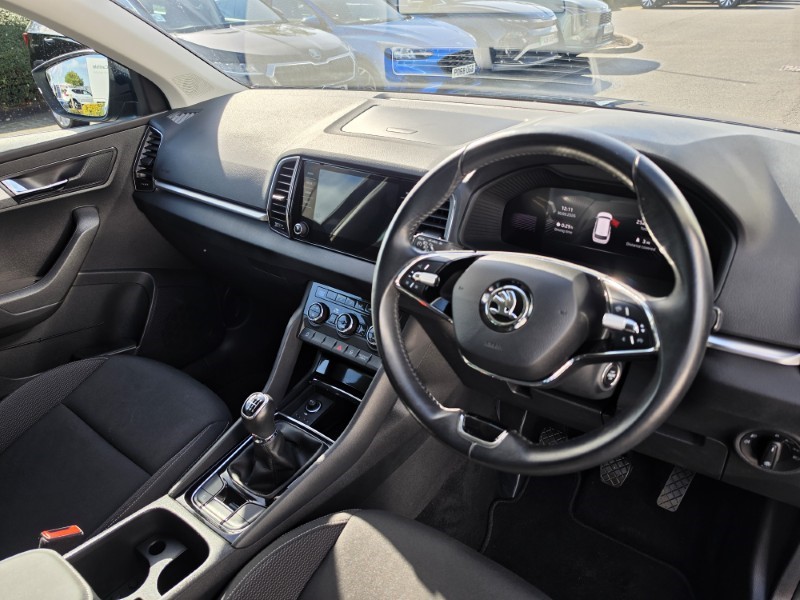 2023 (23) SKODA KAROQ 1.0 TSI SE Drive 5dr 5883691