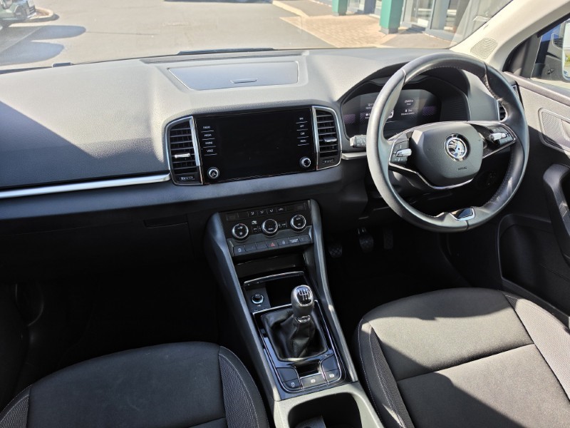 2023 (23) SKODA KAROQ 1.0 TSI SE Drive 5dr 5883687