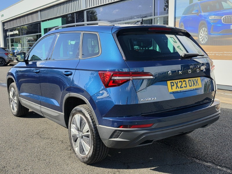 2023 (23) SKODA KAROQ 1.0 TSI SE Drive 5dr 5883676