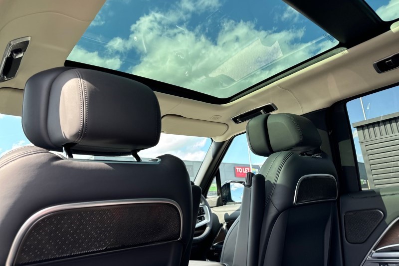 2024 (24) LAND ROVER RANGE ROVER 3.0 D300 Autobiography 4dr Auto 3358240