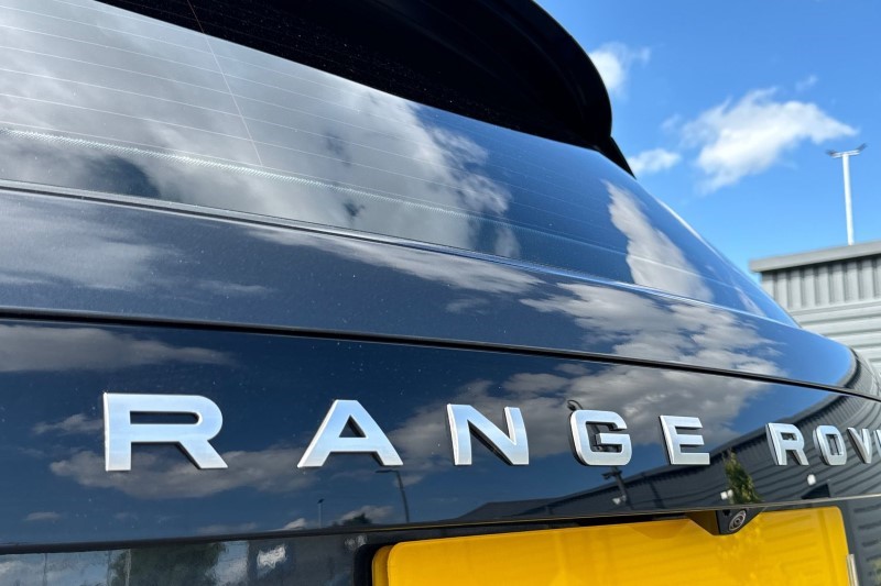 2024 (24) LAND ROVER RANGE ROVER 3.0 D300 Autobiography 4dr Auto 3358270