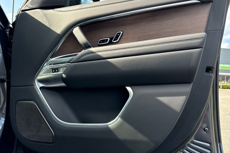 2024 (24) LAND ROVER RANGE ROVER 3.0 D300 Autobiography 4dr Auto 3358241