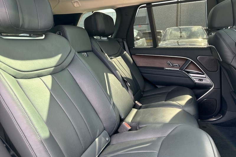 2024 (24) LAND ROVER RANGE ROVER 3.0 D300 Autobiography 4dr Auto 3358261