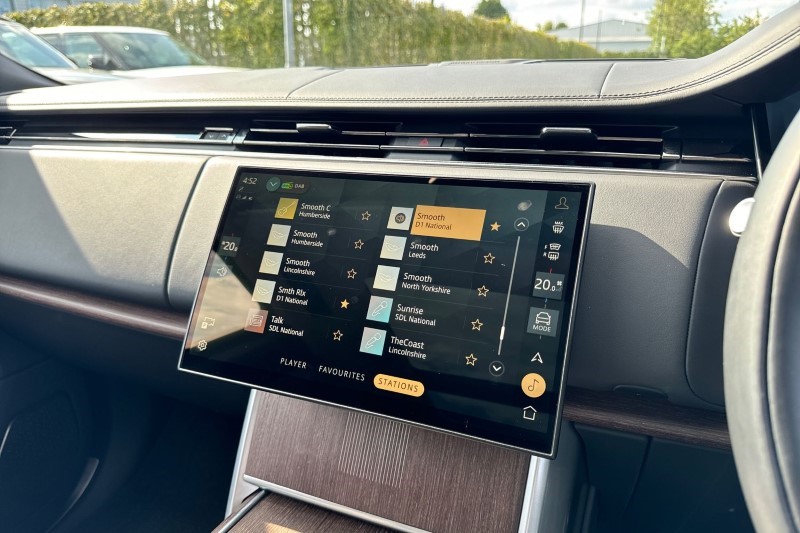 2024 (24) LAND ROVER RANGE ROVER 3.0 D300 Autobiography 4dr Auto 3358254