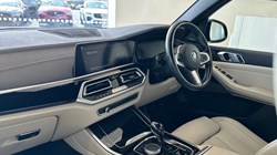 2020 (20) BMW X5 xDrive30d M Sport 5dr Auto 3348958