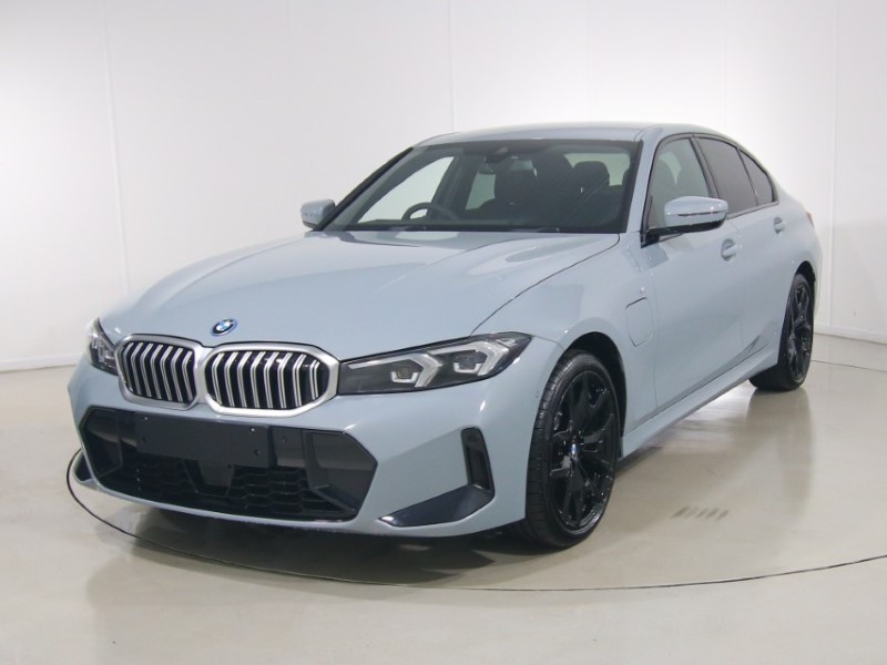  BMW 3 SERIES 330e 22.3 kWh M Sport 4dr Step Auto 5815695