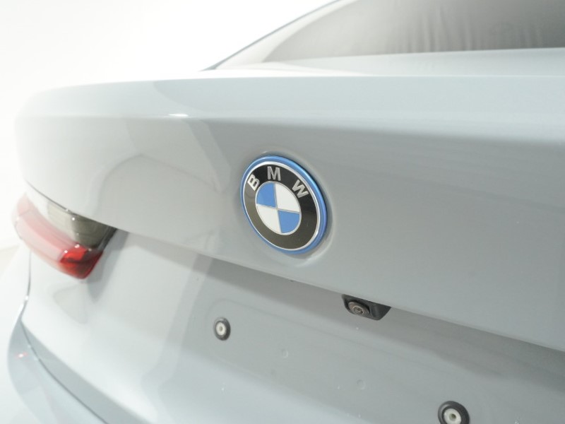  BMW 3 SERIES 330e 22.3 kWh M Sport 4dr Step Auto 5815701