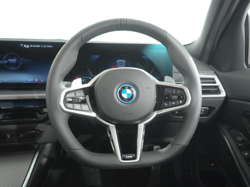  BMW 3 SERIES 330e 22.3 kWh M Sport 4dr Step Auto 5815714
