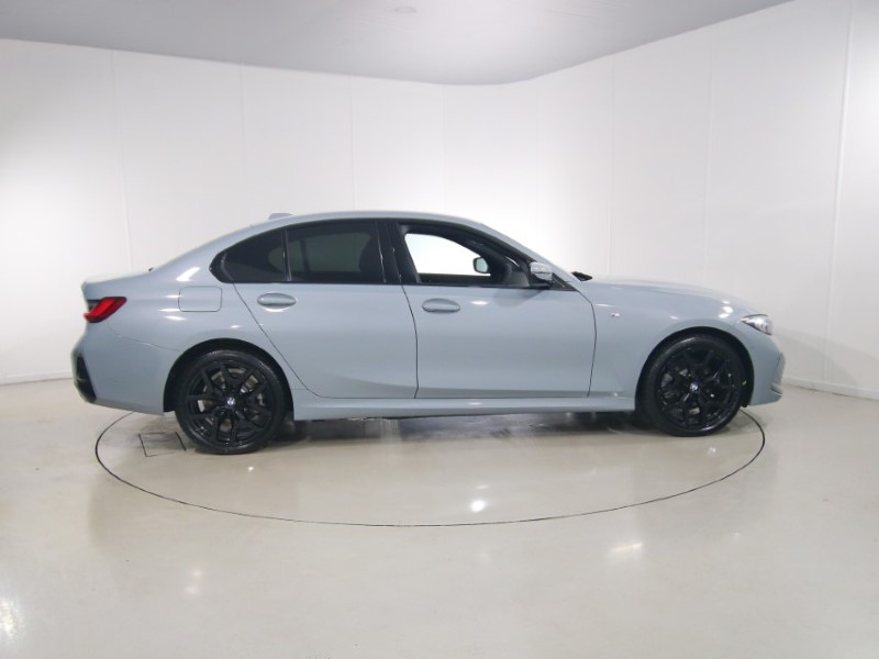  BMW 3 SERIES 330e 22.3 kWh M Sport 4dr Step Auto 5815700