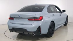 BMW 3 SERIES 330e 22.3 kWh M Sport 4dr Step Auto 5815699