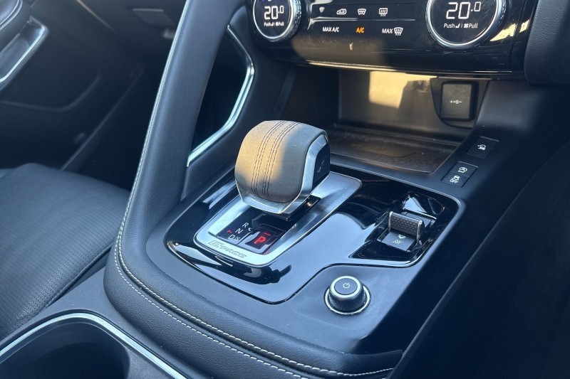 2022 (72) JAGUAR E-PACE 2.0 D200 R-Dynamic Black 5dr Auto 5129718