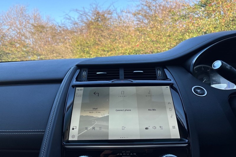 2022 (72) JAGUAR E-PACE 2.0 D200 R-Dynamic Black 5dr Auto 5129719