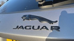 2022 (72) JAGUAR E-PACE 2.0 D200 R-Dynamic Black 5dr Auto 5129753