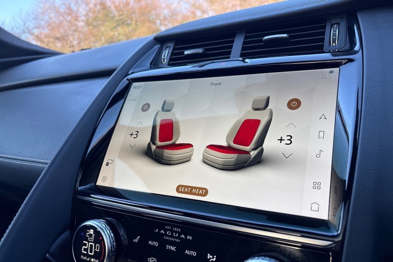 2022 (72) JAGUAR E-PACE 2.0 D200 R-Dynamic Black 5dr Auto 5129741