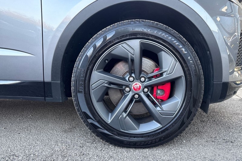 2022 (72) JAGUAR E-PACE 2.0 D200 R-Dynamic Black 5dr Auto 5129713