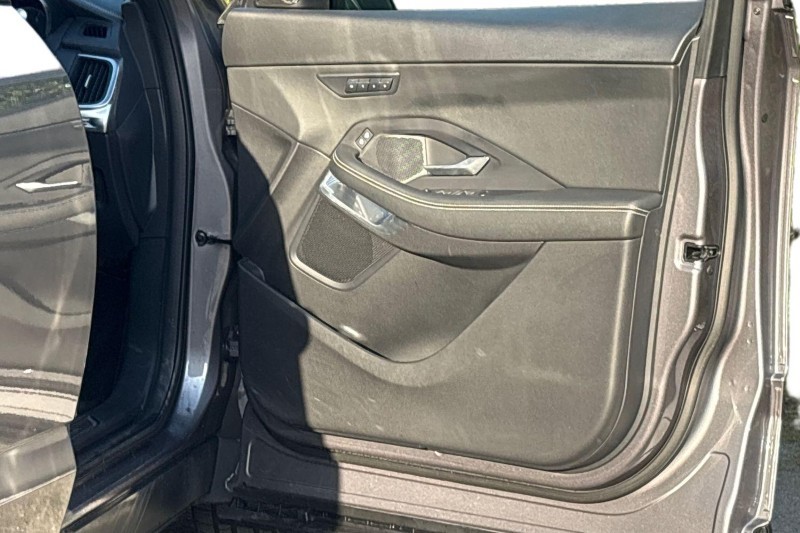 2022 (72) JAGUAR E-PACE 2.0 D200 R-Dynamic Black 5dr Auto 5129727