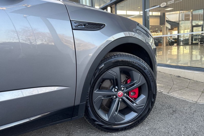 2022 (72) JAGUAR E-PACE 2.0 D200 R-Dynamic Black 5dr Auto 5129757