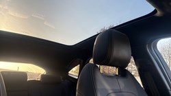 2022 (72) JAGUAR E-PACE 2.0 D200 R-Dynamic Black 5dr Auto 5129726