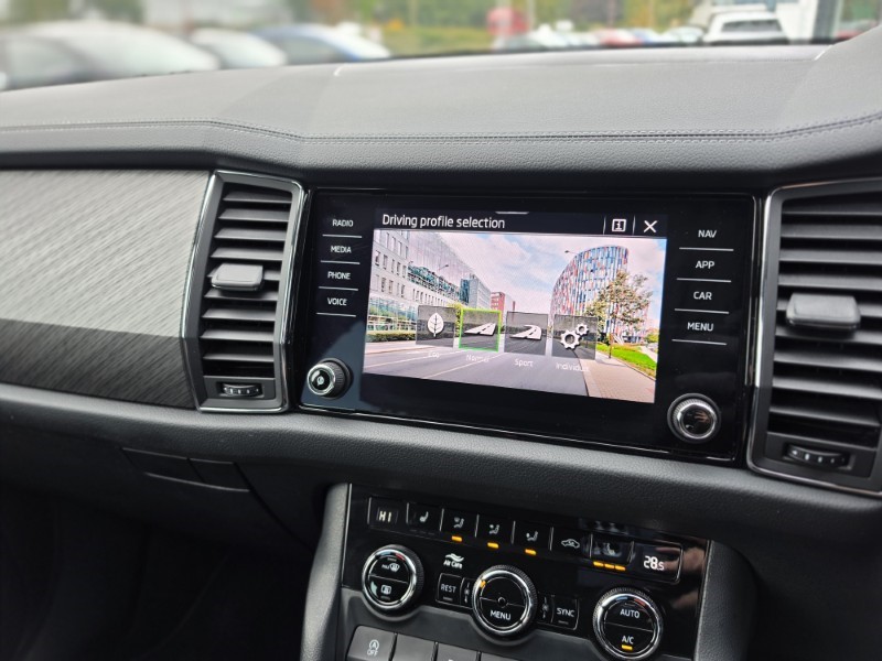 2023 (73) SKODA KODIAQ 1.5 TSI SE L Executive 5dr DSG [7 Seat] 5976053