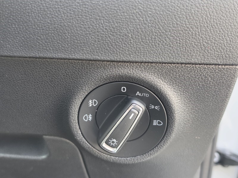 2023 (73) SKODA KAROQ 1.5 TSI SE L 5dr DSG 5967395