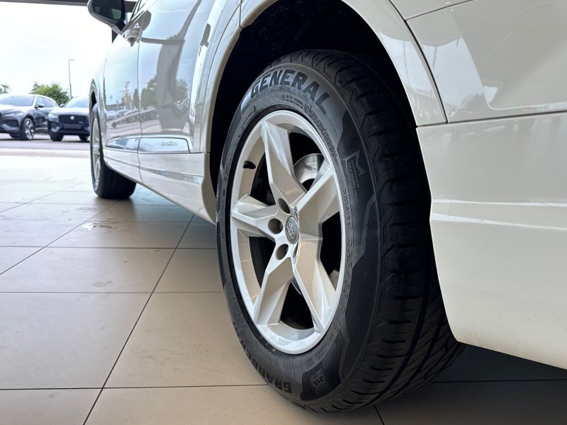 2019 (19) AUDI Q7 45 TDI Quattro Sport 5dr Tiptronic 3358137