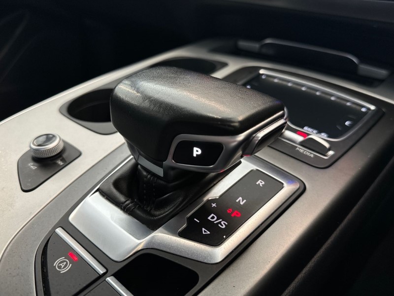 2019 (19) AUDI Q7 45 TDI Quattro Sport 5dr Tiptronic 3358128