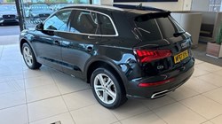 2017 (67) AUDI Q5 2.0 TDI Quattro S Line 5dr S Tronic 3382900