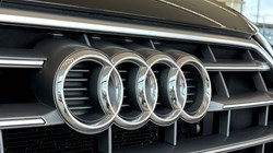 2017 (67) AUDI Q5 2.0 TDI Quattro S Line 5dr S Tronic 3382894