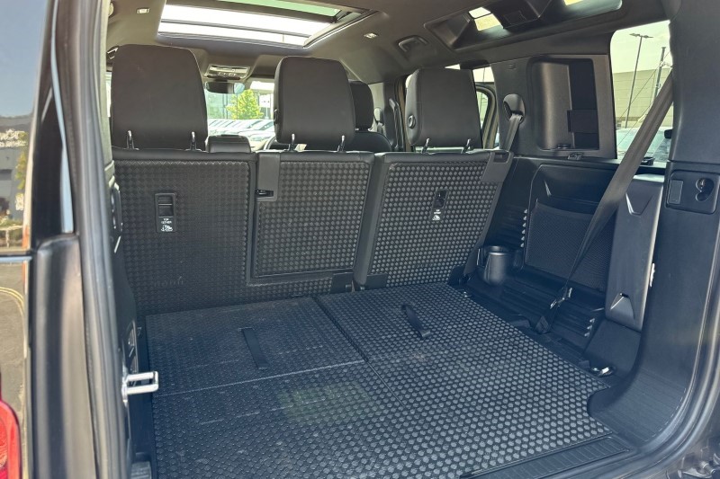 2023 (23) LAND ROVER DEFENDER 3.0 D250 X-Dynamic SE 110 5dr Auto [7 Seat] 3387359